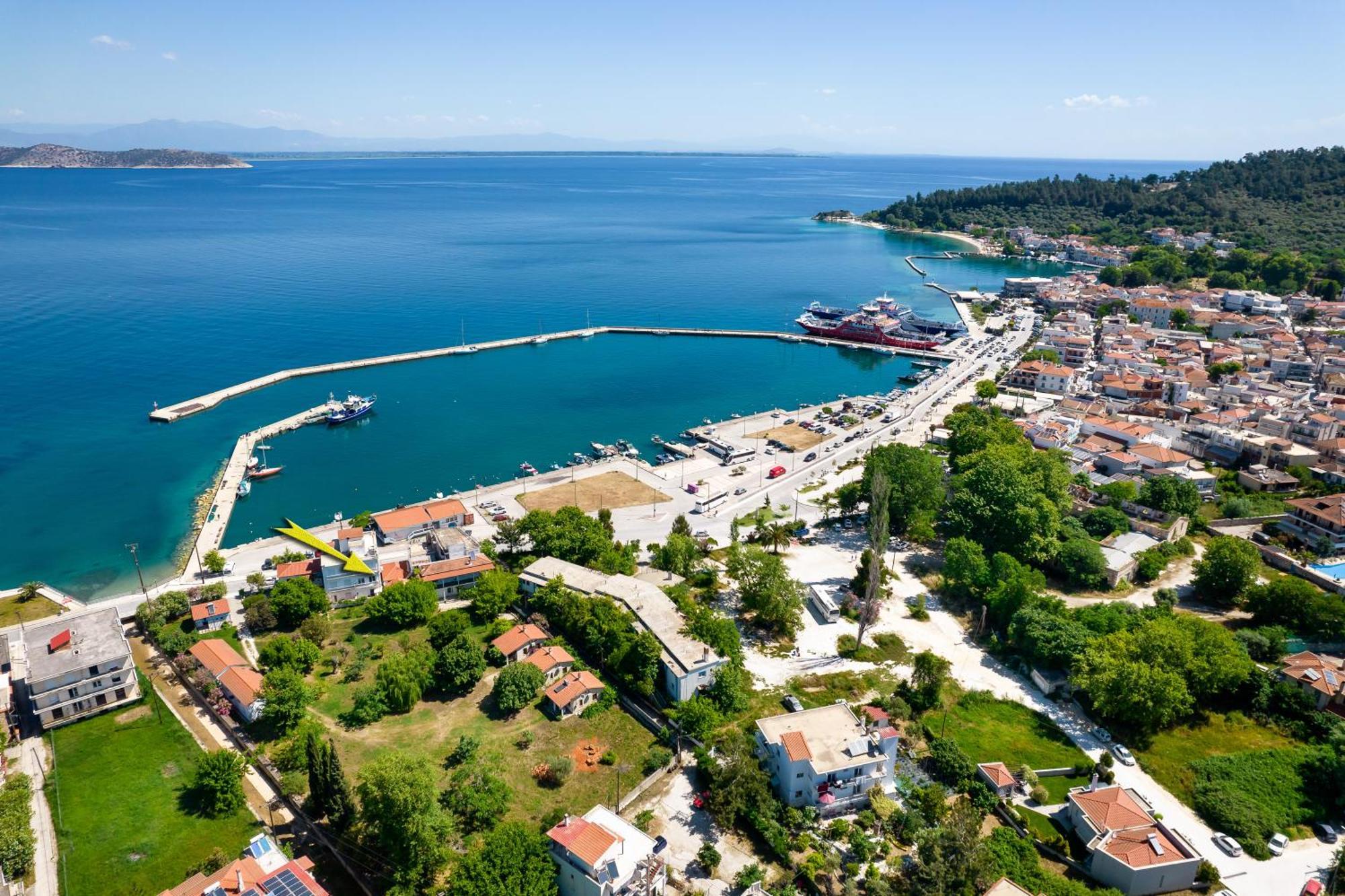 Alifadas 1836 Limenas  Bagian luar foto